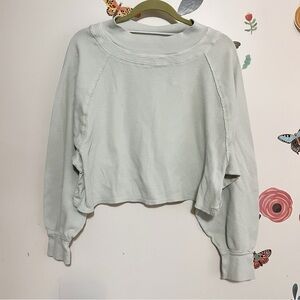 We The Free Light Green Cropped Long Sleeve Top L